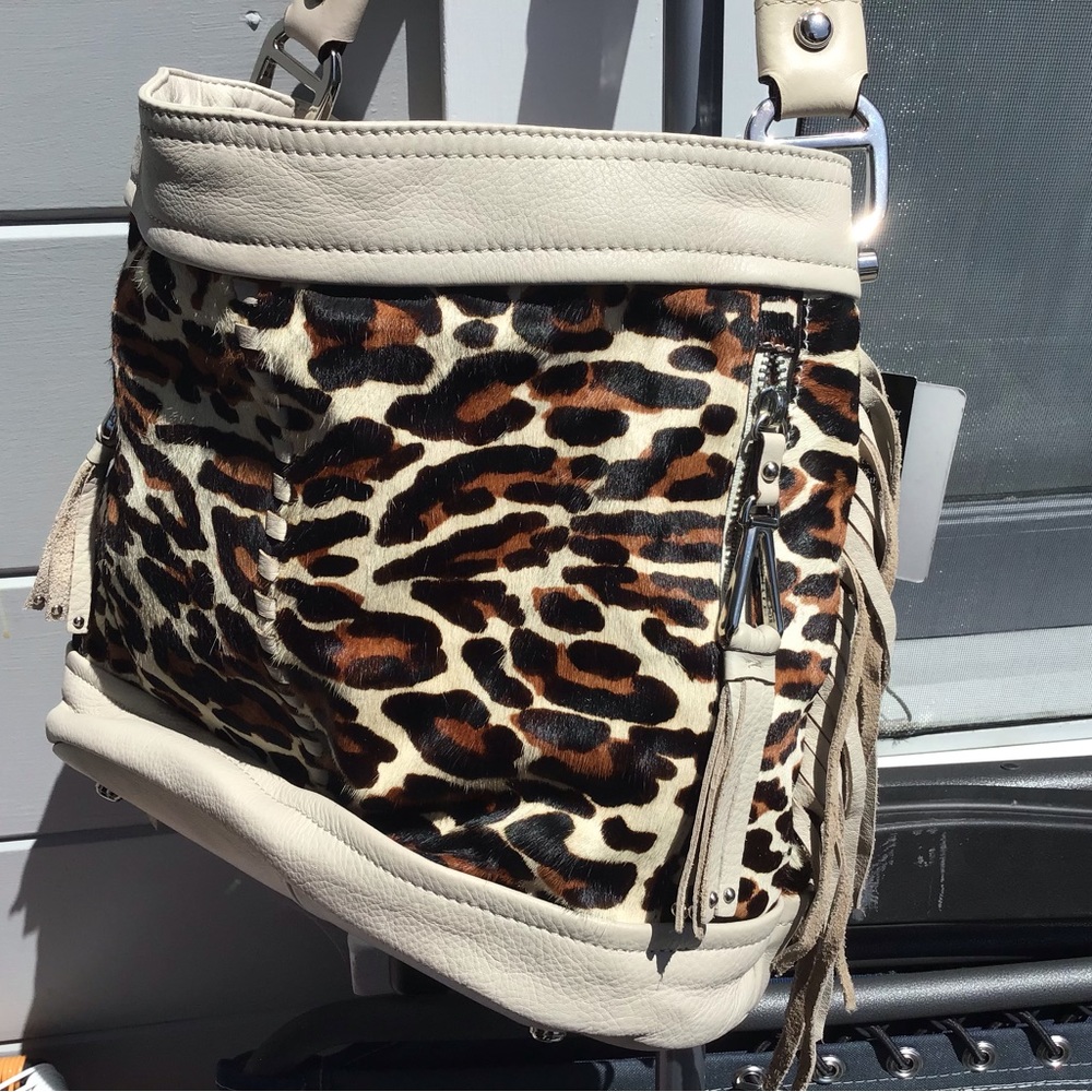 B MAKOWSKY BRAND (NWT) LEATHER COW FUR HANDBAG (Super Soft) WITH DUST BAG